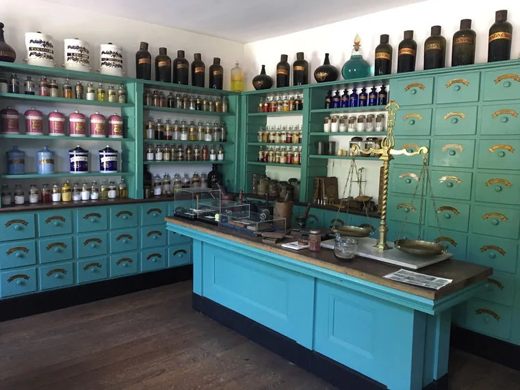 McDowell House - Museum, Apothecary and Gardens - Danville, KY